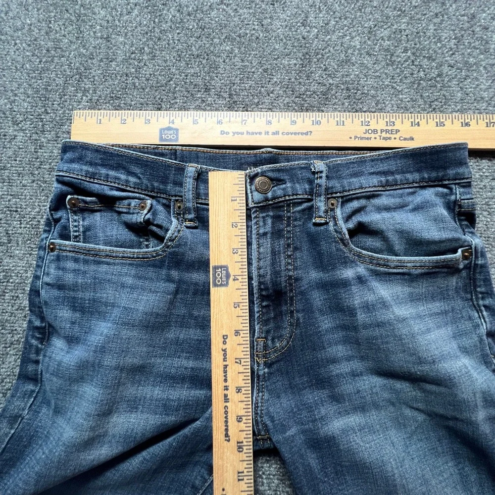 Lucky Brand 223 Straight Leg Jeans Mens 31x32 Blue Medium Wash Fade